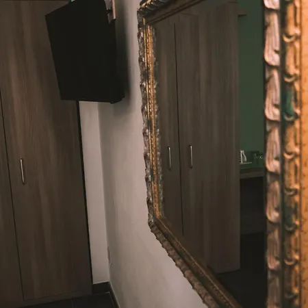 Piazza Beverini ゲストハウス ラ・スペツィア