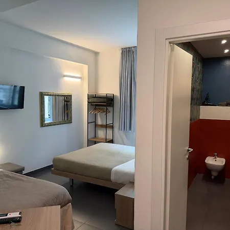 Piazza Beverini Konukevi 3*
