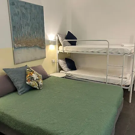 Piazza Beverini 3*